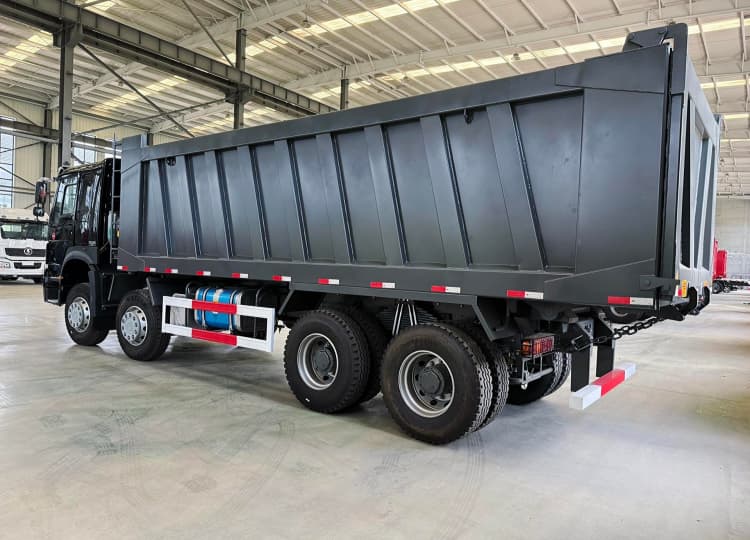 Remanufactured 12 Wheeler Dump Truck Howo 8×4 4 remanufactured 8×4 dump truck howo 12 wheeler