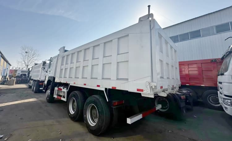 remanufactured dump truck