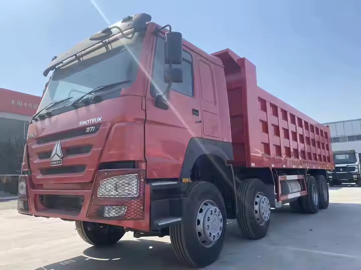 Remanufactured SINOTRUK Howo Dump Truck 8×4 4 Remanufactured Sinotruk Dump Truck 8×4