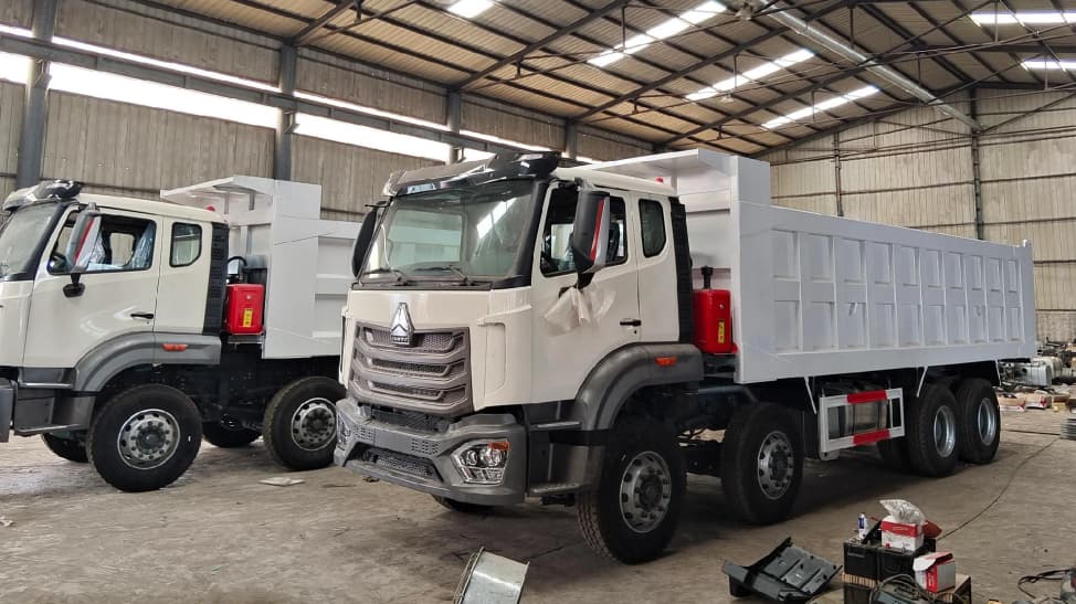 Remanufactured Howo NX 400HP 12 Wheeler Dump Truck 3 remanufactured howo 12 wheeler dump truck