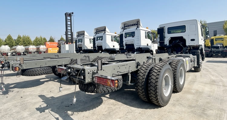 Remanufactured SINOTRUK Howo Chassis Truck 6×4 5 remanufactured howo chassis truck in Zimbabwe