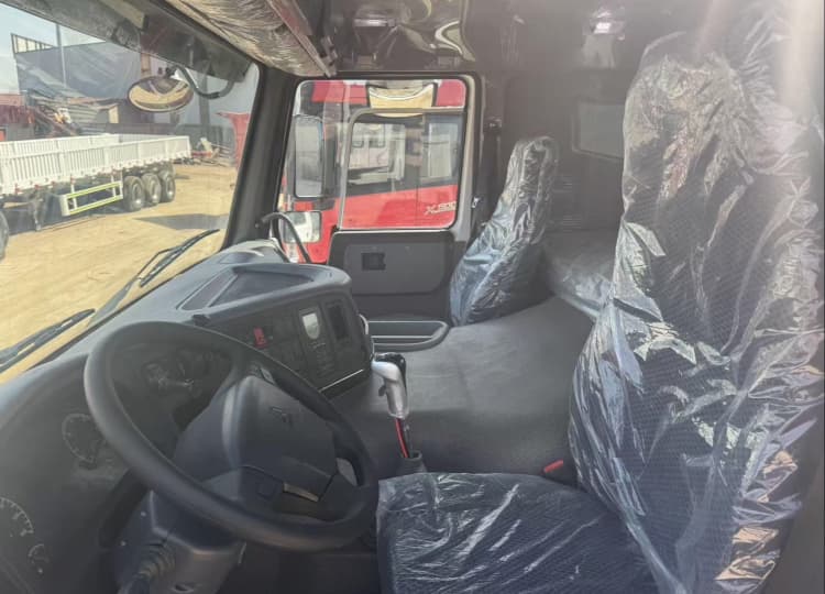 Reman Howo Tractor Truck 375HP 6×4 7 Remanufactured Howo Tractor Truck 375