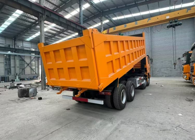 Reman Shacman 8x4 F3000 Dump Truck 3 reman dump truck shacman f3000 8x4 dump truck | remanufactured truck in Nigeria