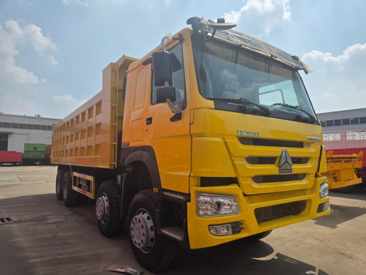 Reman Sinotruk Howo 8x4 371 Tipper Truck 5 Genuine Reman Sinotruk Howo 8x4 Tipper Truck 371 for Sale in Sierra Leone