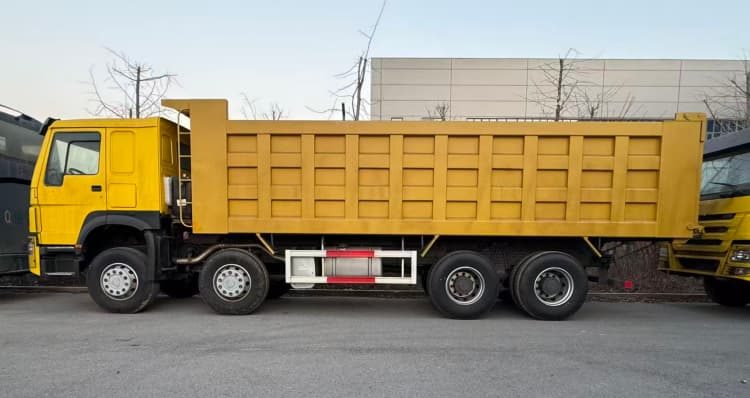 Reman Howo 375 8x4 Tipper Truck 4 Reman Sinotruk Howo 375 8x4 Truck for Sale in Burkina Faso
