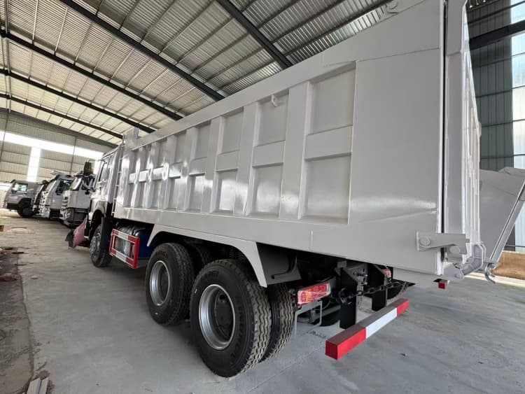 Reman Sinotruk Howo 6x4 Dump Truck 371 4 Sinotruk Howo Reman Dump Truck 6x4 for Sale in Côte d'Ivoir