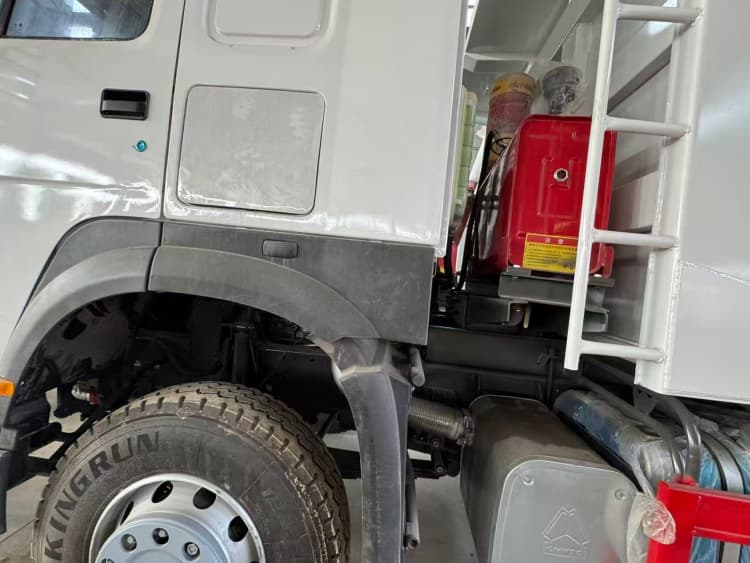 Reman Sinotruk Howo 6x4 Dump Truck 371 7 Sinotruk Howo Reman Dump Truck 6x4 for Sale in Côte d'Ivoir