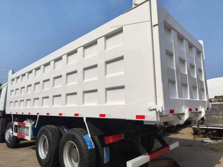 Reman Howo 8x4 Tipper Truck 371 6 Reman Howo Tipper Truck 8x4 371 for Sale Price in Rwanda