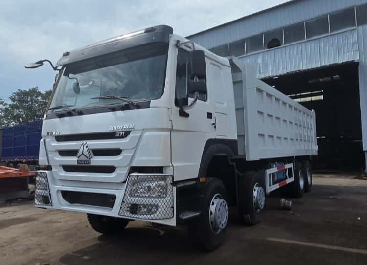 Reman Sinotruk Howo 8x4 Tipper Truck 371 2 Standardized Reman Sinotruk 8x4 371 Tipper Trucks for Sale in Botswana