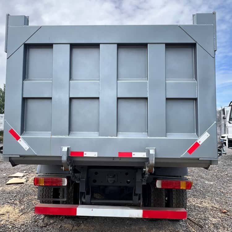 Standard Reman Howo 6x4 Dump Truck 6 Standard Reman Sinotruk Dump Truck 6x4 for Sale in Cameroon